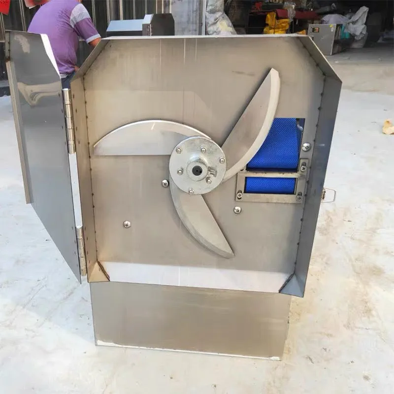 Автоматически нарезанный зеленый лук маринованная капуста фасоль лик фенхель