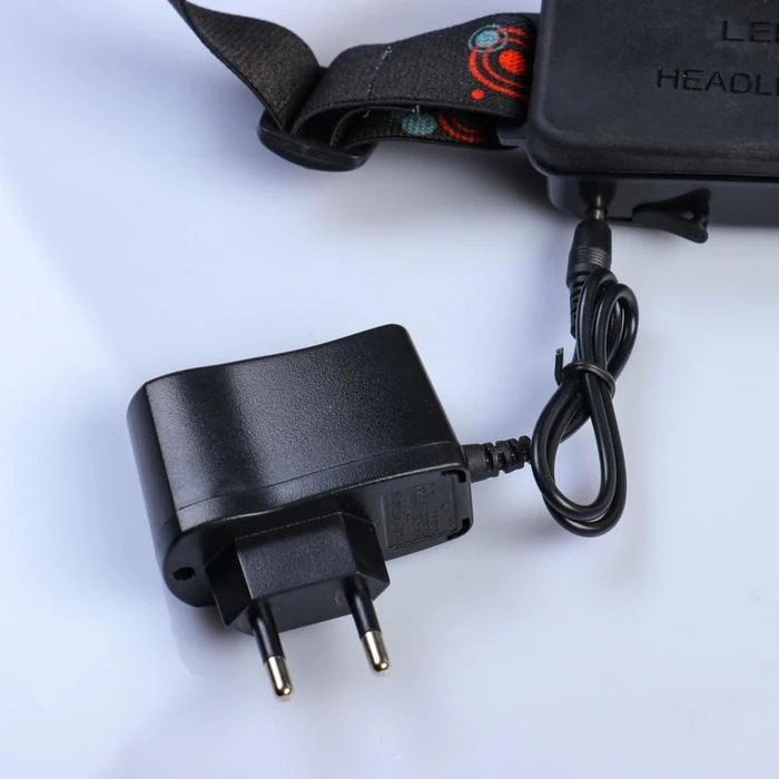 Фонарь налобный аккумуляторный "Мастер К." 4 Вт 1200 mAh 3 LED 800 лм режима 7.5х8 см мик