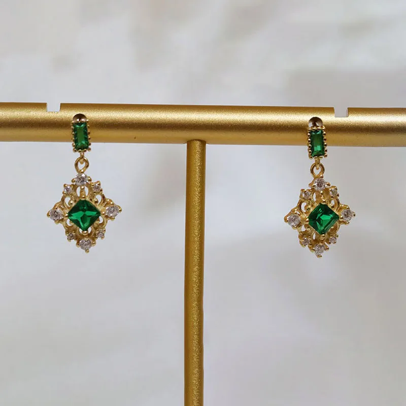 Сережки из серебра 925 пробы, изумруд, зеленый циркон, Французский дворец, женские серьги-гвоздики, 925 серебро, для девушек, дизайн, хорошее ювелирное изделие