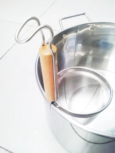 Из нержавеющей стали с деревянной ручкой жарочная Корзина Фильтр пельмени лапша