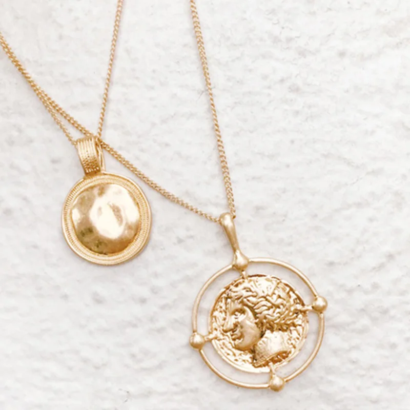 

Retro Gold Carved Coins Necklace Pendants Personalized Medal Long Chain Double Layered Necklace Neck Jewelry