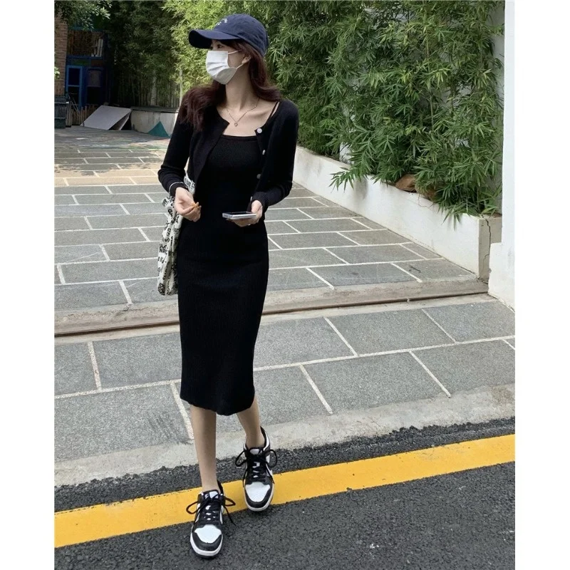 

CMAZ Dress For WomenWomen's Knitted Suspender Dress Autumn and Winter 2021 New French Style Design Slim Fit Temperament Base Lo