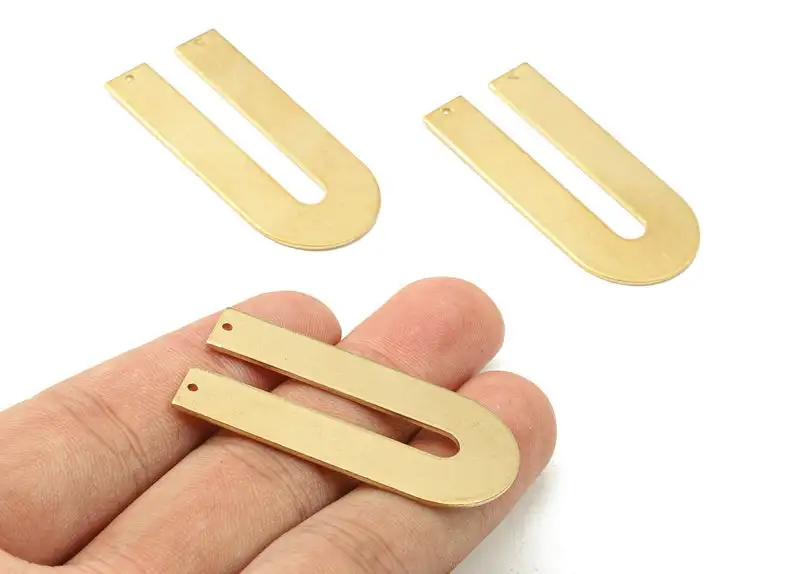 

Brass U Connectors - Raw Brass U Pendant - Brass U Necklace - 2 Holes - 6PCS/LOT - 45.05x21.48x1.02mm - PP2578