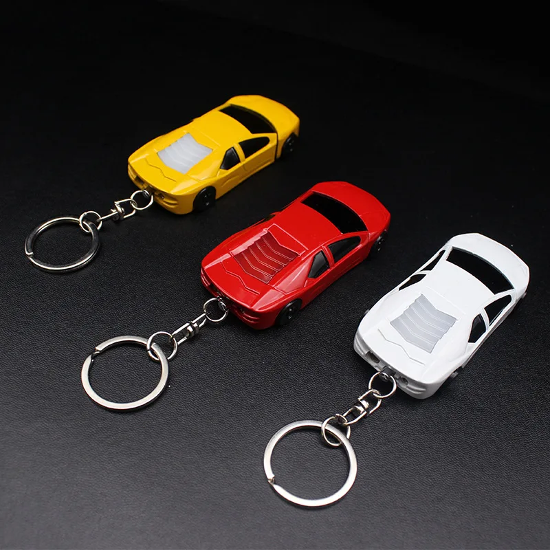 Креативный автомобильный брелок с фонариком легче чем газ-бутан струйная