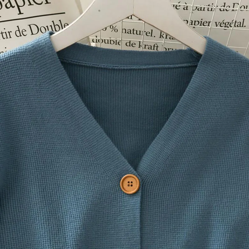 

Short Flare Sleeves Women Cardigan Slim Sweater 2021 New Autumn V-neck Knitted Cardigan Female Outerwear Solid Chic Tops