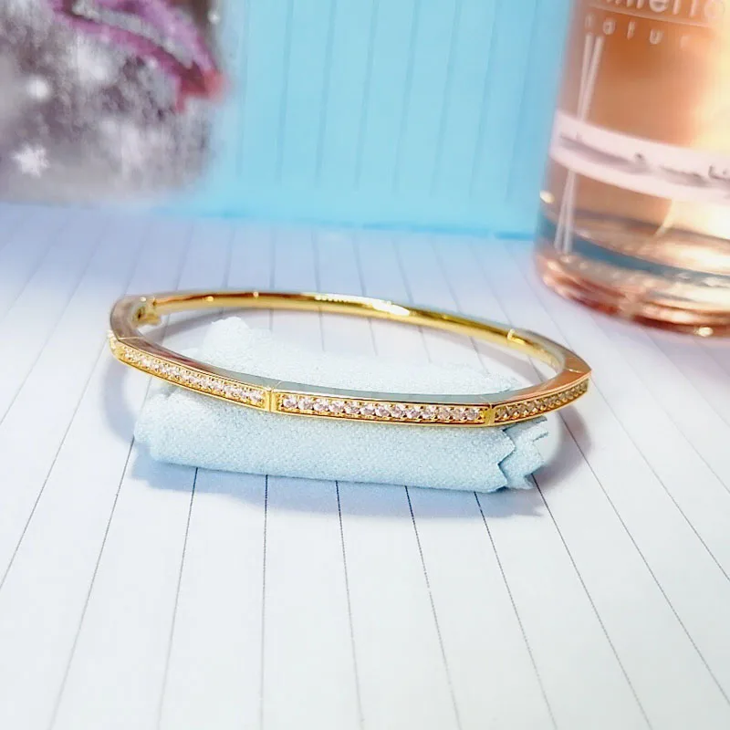 Женский Восьмиугольный браслет из серебра 925 пробы с фианитом | Украшения и