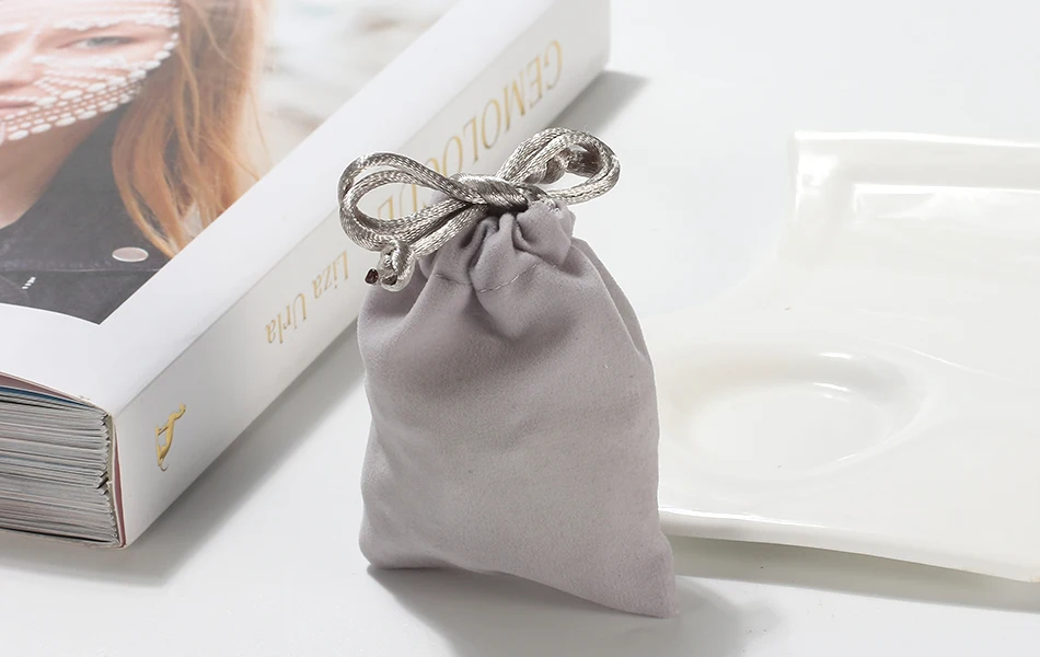 ORSA JEWELS Бархатные Мешочки 7*9 см подарочная упаковка ювелирных изделий Серый шнурок бархатные сумки для свадьбы мешок для конфет на вечеринку BZH13