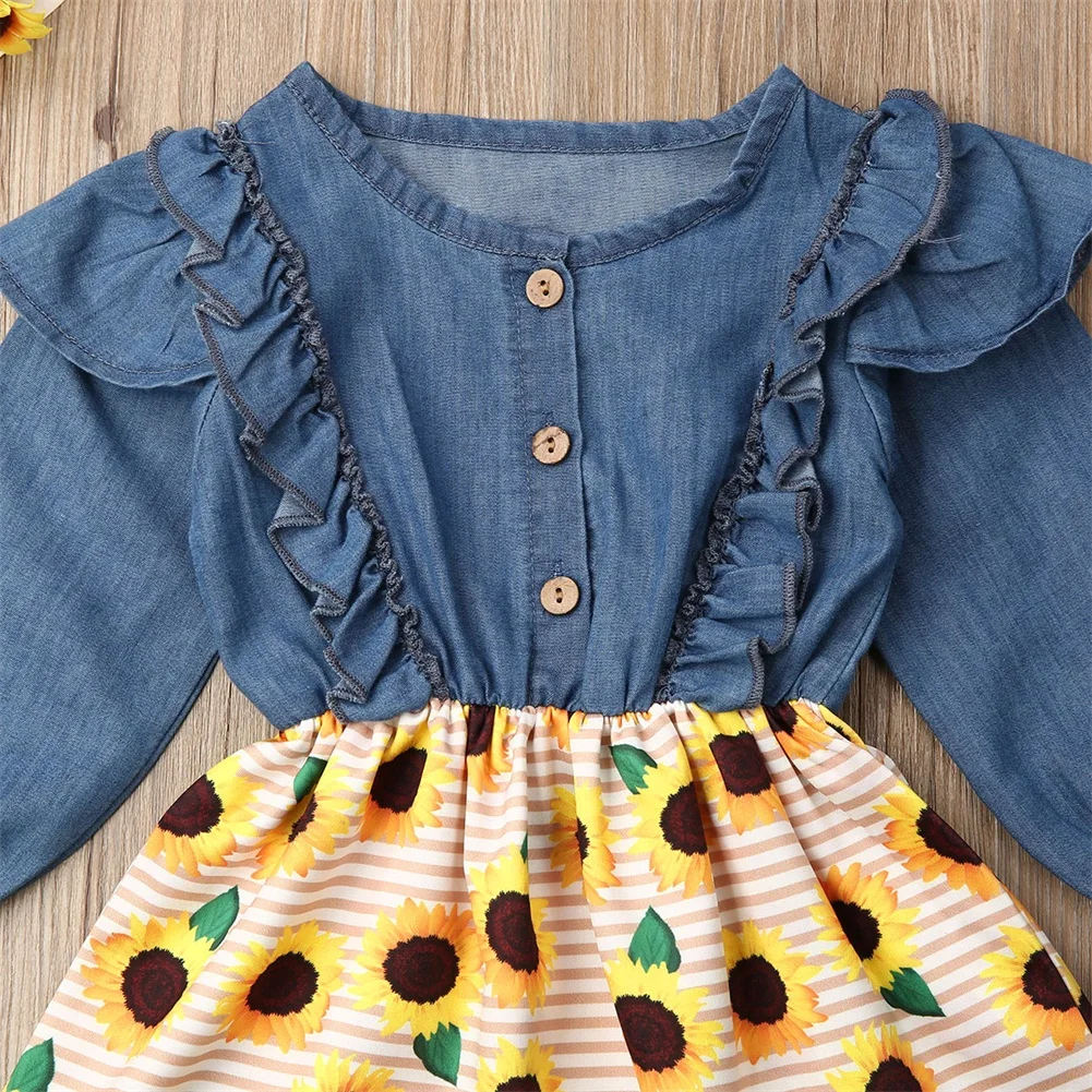 Джинсовое платье для девочек 1-7 лет с цветочным принтом оборками и длинным