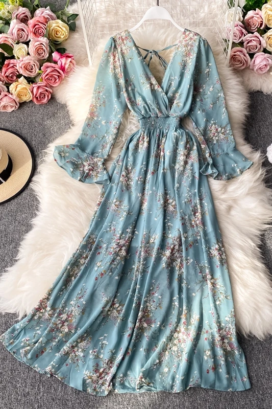 

Autumn 2020 V-neck trumpet sleeve high waist slim floral dress super xiansen waist slim big swing long