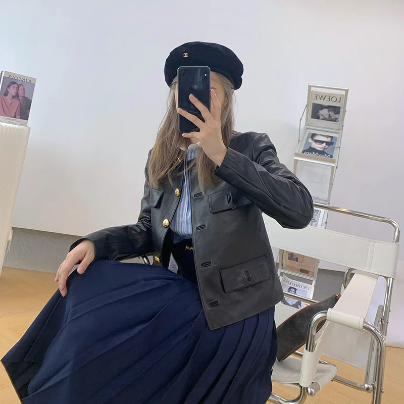 

2021 spring and autumn new sheep leather small leather clothes women's short round neck black leather jacket