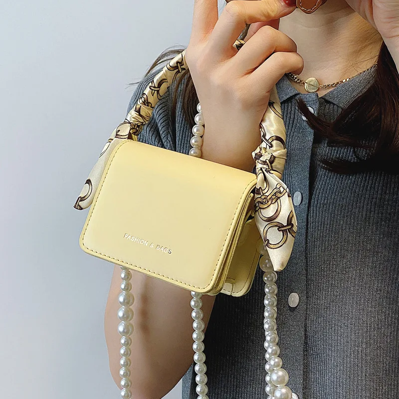 

Женская мини-сумка, новинка 2021, летняя сумка-мессенджер на одно плечо, Сумка с цепочкой и жемчугом, женская сумка в стиле High Street, сумки, женски...