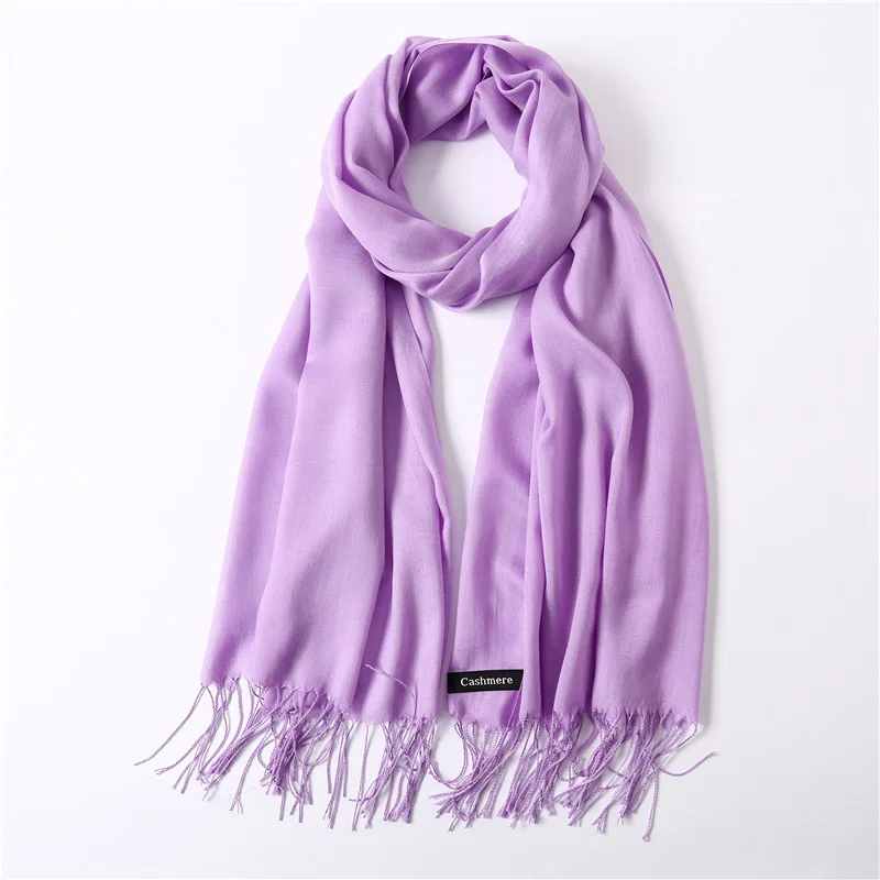 

The most popular scarf of 2021, with European and American elements