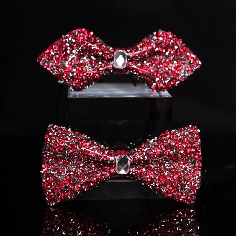 

2020 Top Quality Men's Noble Diamond Necktie Designers Brand Bowties Shiny Romantic Wedding Groom Bow Tie for Men Gift Box