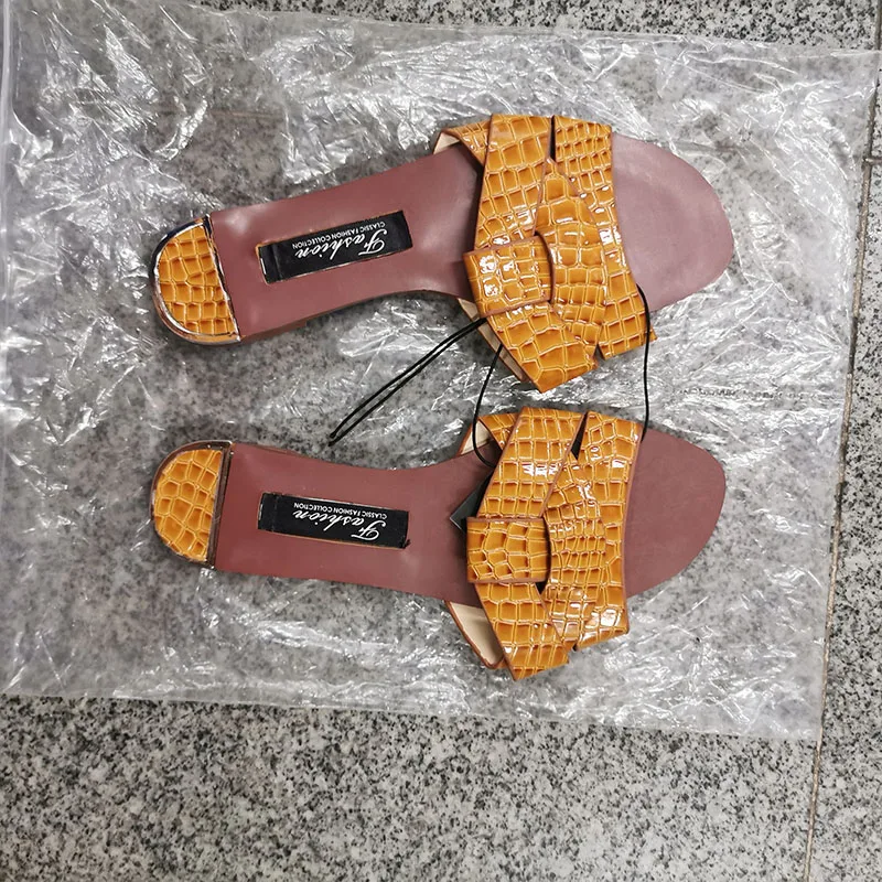 Удобные летние шлепанцы из искусственной кожи Женские в стиле ретро Шлепанцы без
