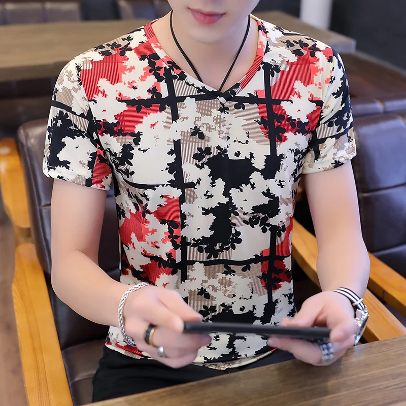 Новинка летняя Красивая Корейская мужская футболка для отдыха из вискозной