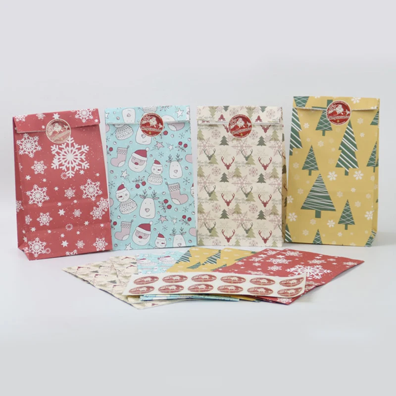 

24pcs Kraft Paper Bags Popcorn Bag Candy Box Christmas Goodie Bags Paper Gift Bags Paper Christmas Packaging Sweets Popcorn Box