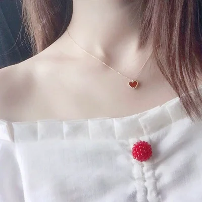 

Small Red Heart Necklace For Women's Red Agate Love-Shaped Clavicle Chain Love Full Fashion Romantic Necklace Party Holiday Gift