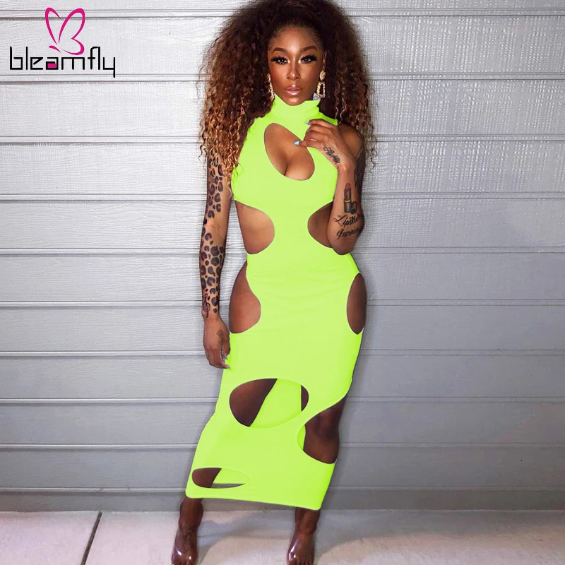 Осеннее женское платье с вырезами без рукавов со стоячим воротником макси миди