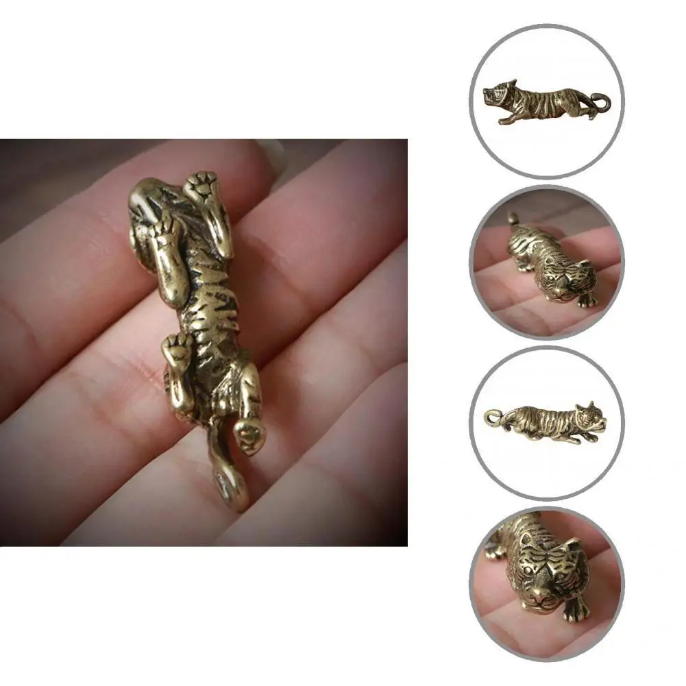 

Wonderful Tiger Figurine Eye-catching Animal Shape Keychain Making Tiger Figurine Tiger Statue Tiger Miniature