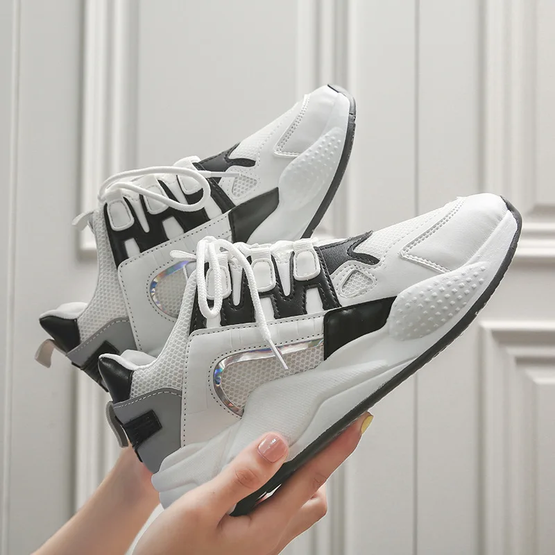 

2019 New Casual Shoes Female Tide Korean Version Of The Student Network Shoes Super Fire Increase Thick Bottom flat shoes V17-02