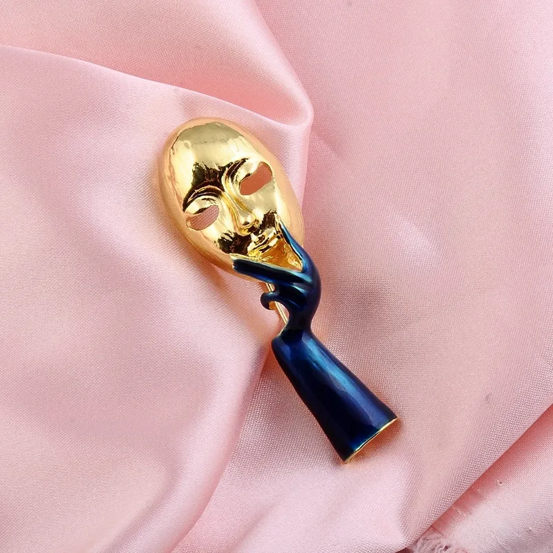 SHANGZHIHUA 2021 new retro gothic gold mask brooch for women luxury temperament unusual jewelry gift accessories | Украшения и