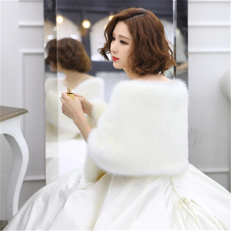 

2021 High Qulity Stock White Warm Bolero Bridal Cape Winter Fur Women Jacket Shawl Bridal Cloaks Party Wedding Coat BM145