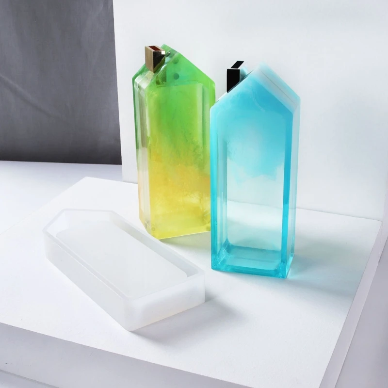 

Handmade 3D House Shape Piggy Bank Silicone Resin Mold Coin Storage Box Silicone Epoxy Resin Casting Mold DIY Craft Tool
