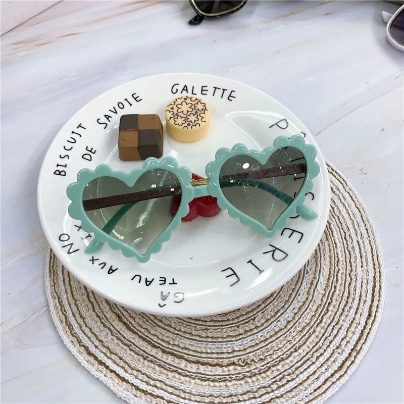 2020 милые детские солнцезащитные очки с сердечками модные пластиковые солнечные