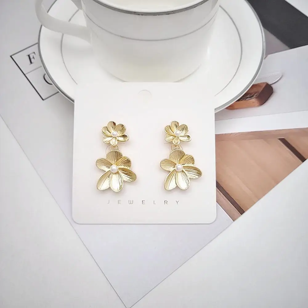 2020 Новые поступления золотые серьги Модные ювелирные изделия Свадебные вечерние