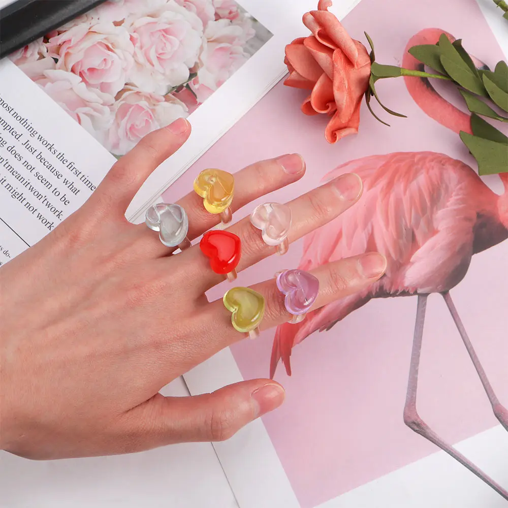 

Корейские милые кольца в форме сердца, простые полимерные акриловые кольца на палец для женщин и девушек, винтажные прозрачные милые ювелир...