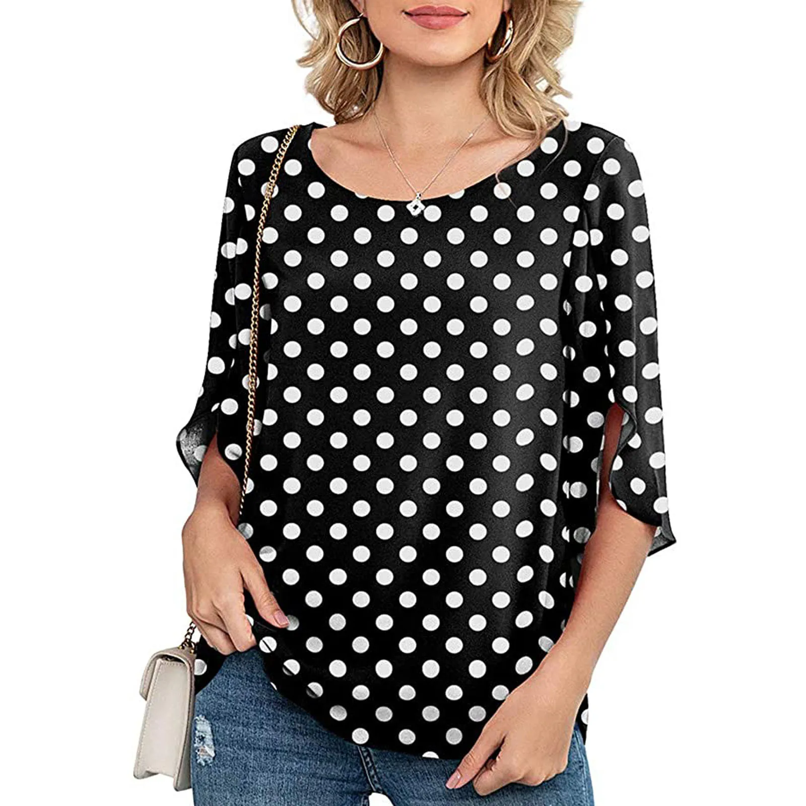 Женская шифоновая блузка в горошек с круглым вырезом и рукавом 3/4 - купить по