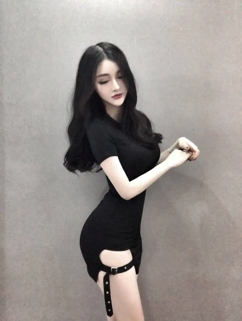 

Women's 2020 Sexy Club Dresses Summer Solid Color Skinny Round Neck Straps Nightclub Dress Mini Sundress Elegant Party Vestidos
