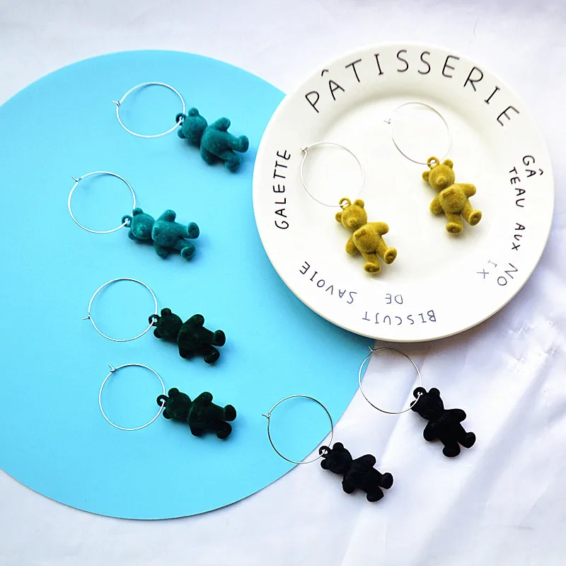 Мультяшные серьги с имитацией плюшевой ткани и маленьким медведем креативные