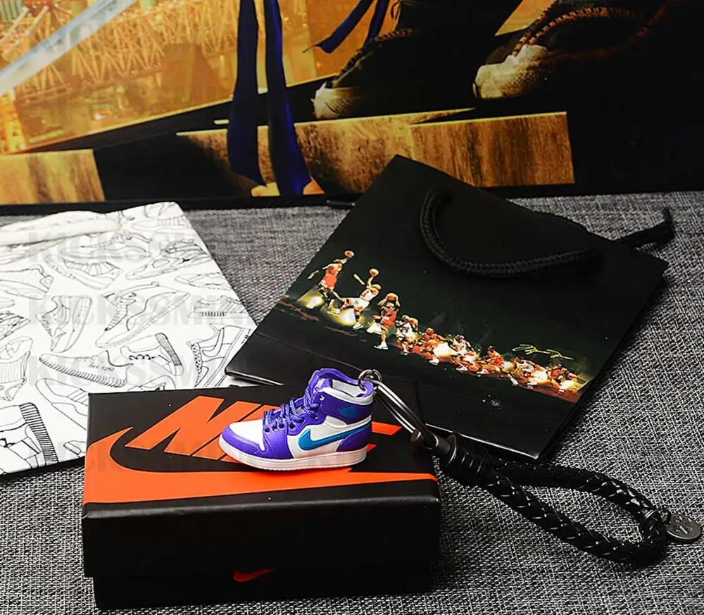 a shoe w rope Персональный DIY Air Jordan " разбитая задняя панель" часть 1 3D кроссовок фигурный брелок сумка коробка Подвеска для пары Кукла аксессуар - Цвет: a shoe w rope