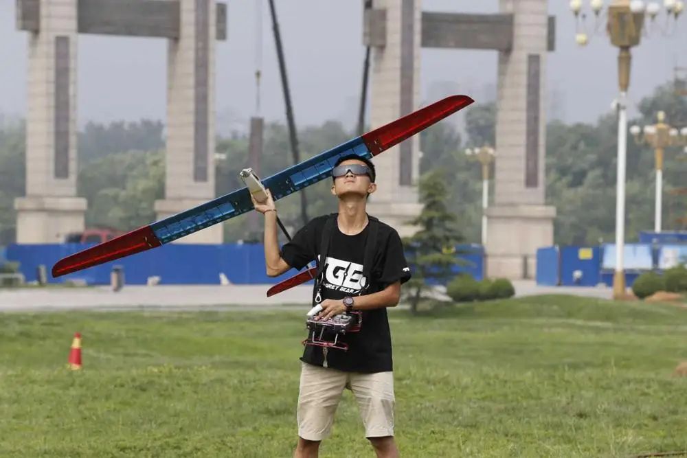 Модель самолета GTRC P5B GT2000 электрическая игрушка на радиоуправлении Glider Sailplane 2000