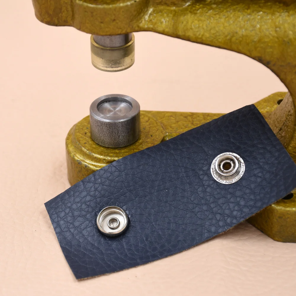 Металлические заклепки для установки 15/12 5/10 мм. Пресс-форма пресс-форм