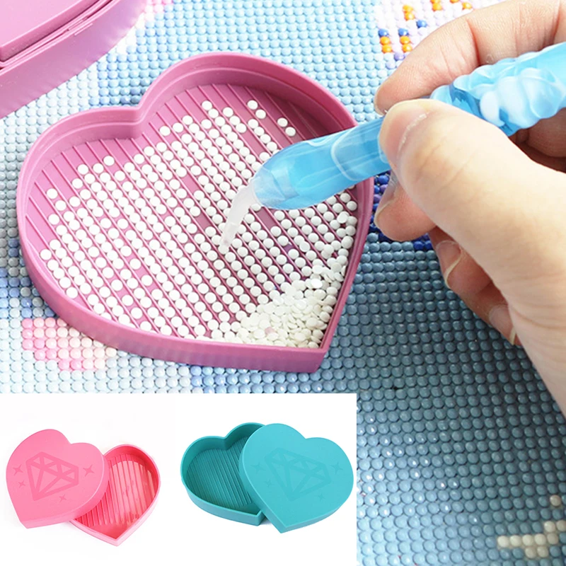 

DIY Point Drill Plate Handmade Craft Cross Stitch Storage Heart-Shaped Baffle Embroidery Case Diamond Painting Tray Box