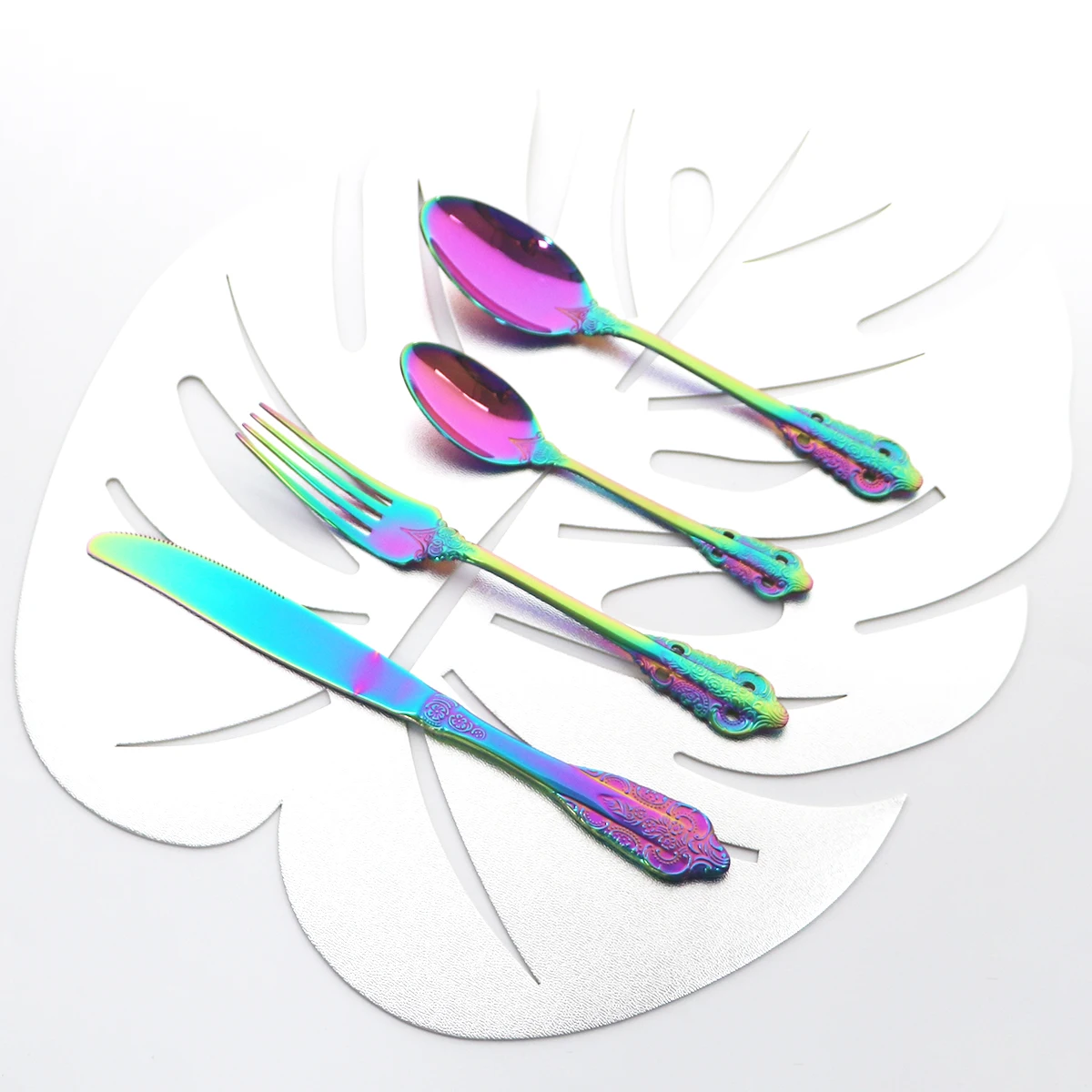 

24Pcs Luxury Colorful Cutlery Set 304 Stainless Steel Dinnerware Set Tableware Set Vintage Knives Fork Spoon Dinner Flatware Set