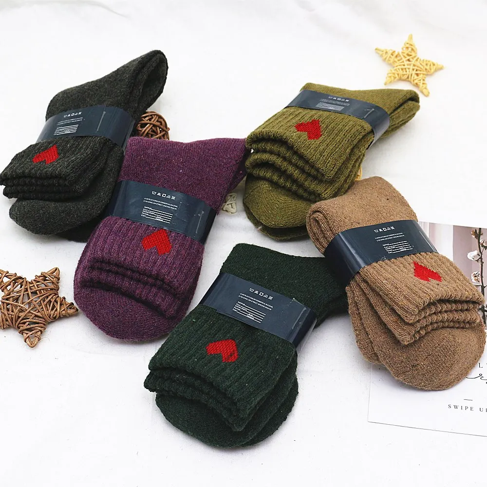 New Women's Winter Thickened Warm With Embroidery Heart-Shaped Retro Cashmere Casual Socks 5 Pair