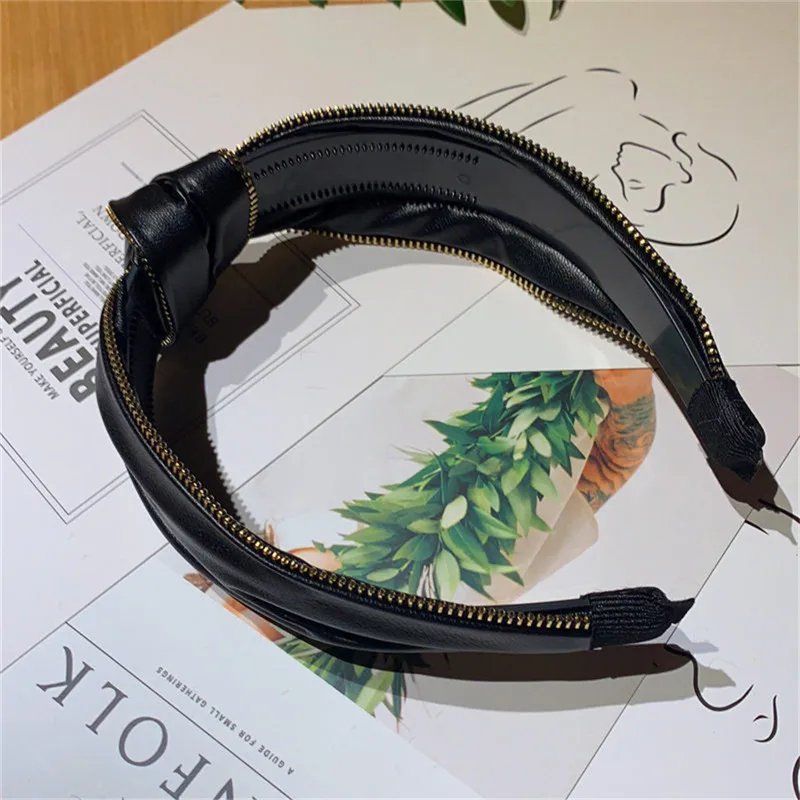 

Korea Fashion Leather Black Zipper Hairband Hand-Knotted PU Headband Female Hair Hoop Bands Accessories For Women Girl Headdress