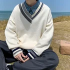 Мужской свитер с V-образным вырезом, длинным рукавом и V-образным вырезом