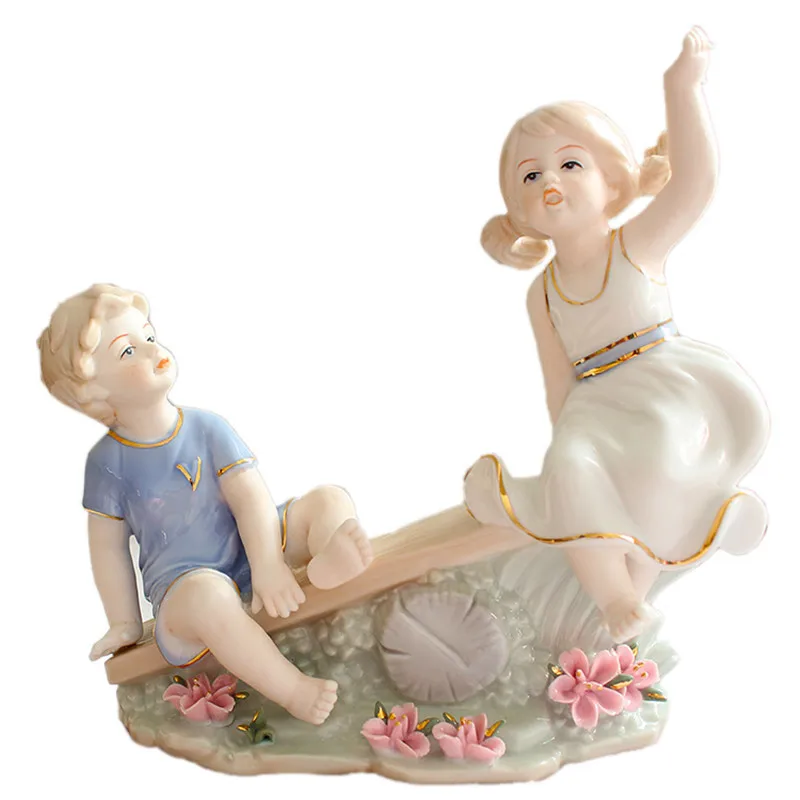CERAMIC BEAUTY FIGURINES HOME FURNISHING CRAFTS DECORATION A BOY AND GIRL PORCELAIN HANDICRAFT ORNAMENT WEDDING GIFT R2173