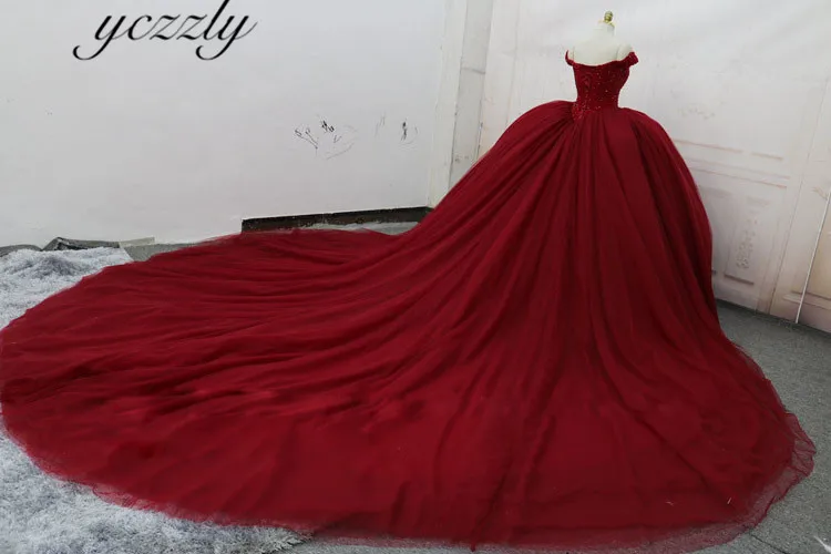 Женское длинное свадебное платье It's yiiya бордовое блестящее с открытыми плечами