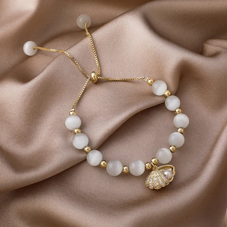 

Fashion Opal bracelet niche design simple cold style Korean zircon shell bracelet bracelet jewelry jewelry gift