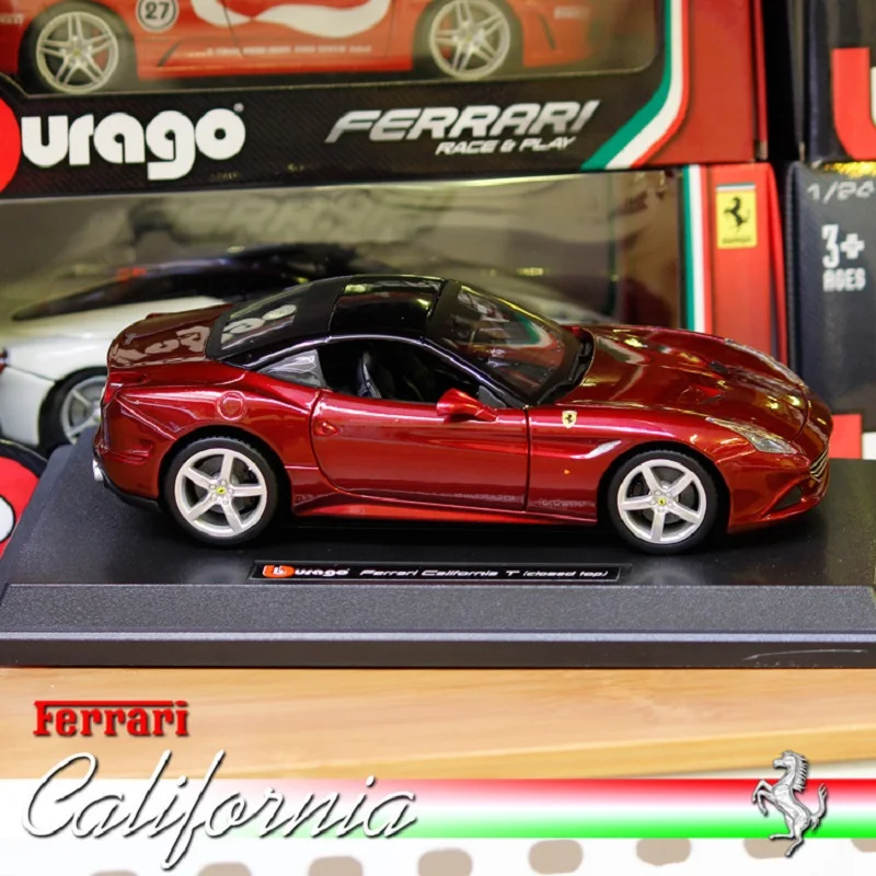 Модель спортивного автомобиля из сплава под давлением в масштабе 1:24 для Ferrari