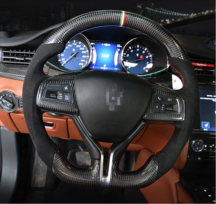 Для Maserati Ghibli GT President Levante Geberit преобразует Спортивное Рулевое колесо из