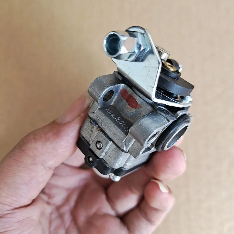 Карбюратор 2300 подходит для двухтактной газонокосилки Zenoah G23L Robin EC025 PST75 23cc-25cc.