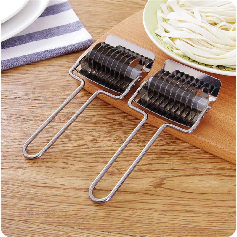 

1Pc Manual Section Shallot Cutter Pressing Machine Non-slip Handle Kitchen Gadgets Spaetzle Makers Noodles Cut Knife Accessories