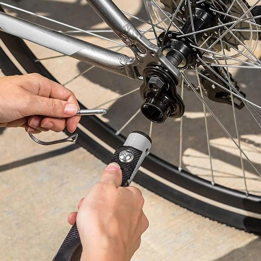 

1 Set Black Bike Coupler Wear-resistant Portable High Strength Bicycle Coupler for Bicycle