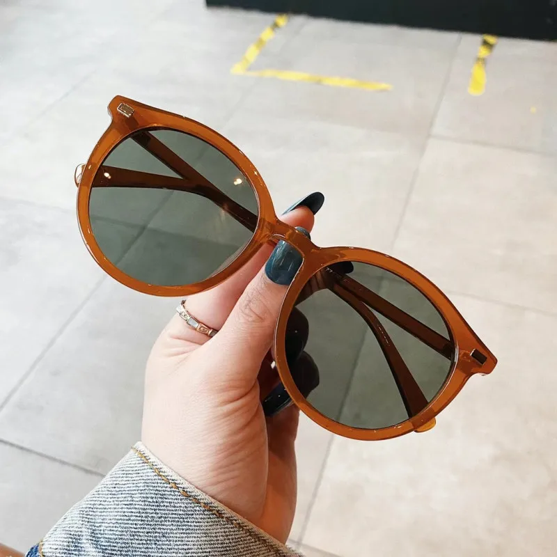 

2021 New Round Designer Sunglasses For Women Oversized Elegant Eyewear Vintage Luxury Brand Black Sun Glasses Big Shades UV400